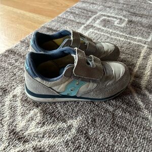 Saucony jazz toddler shoes!